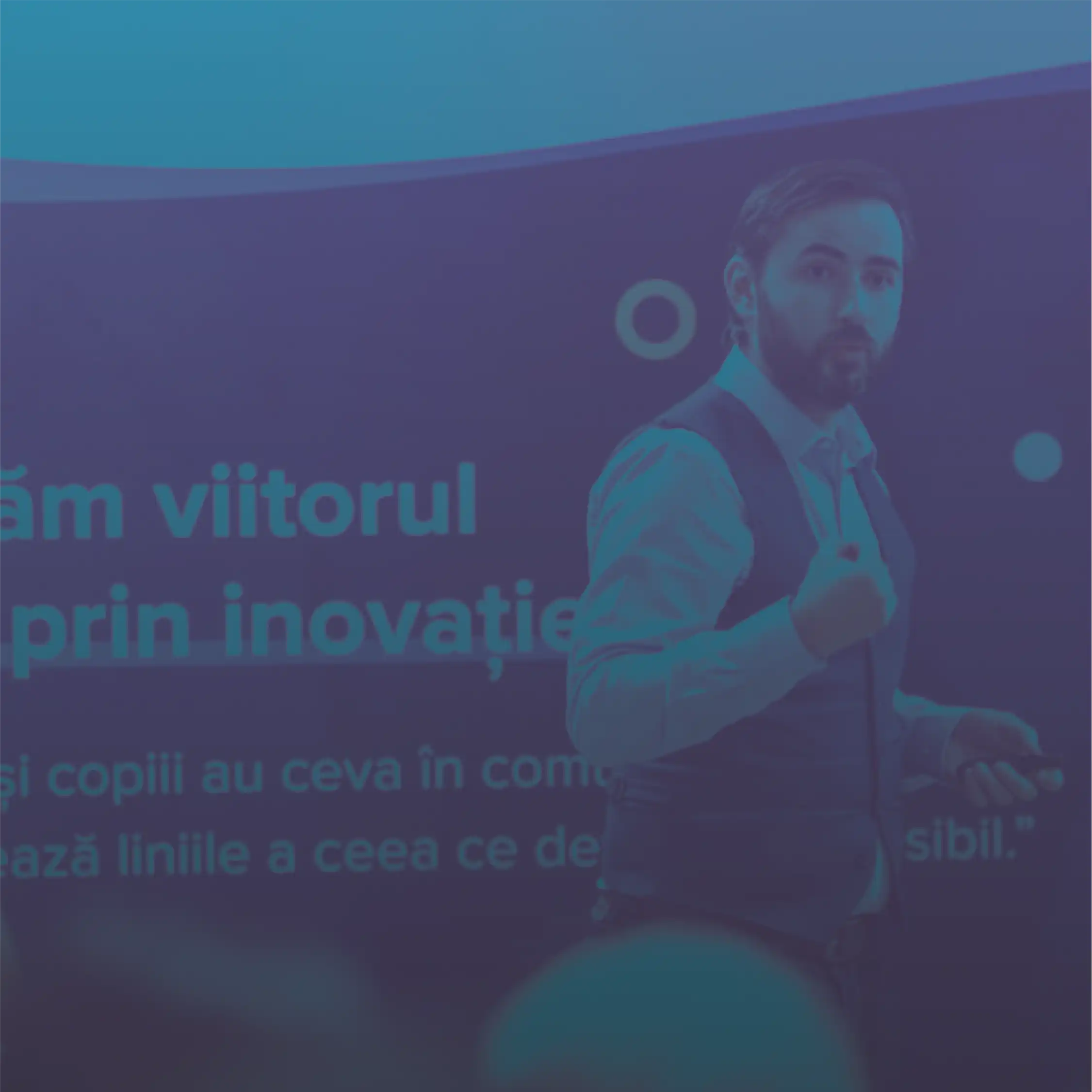 Ascendia: Expansiune Globală și Digitalizarea Educației.